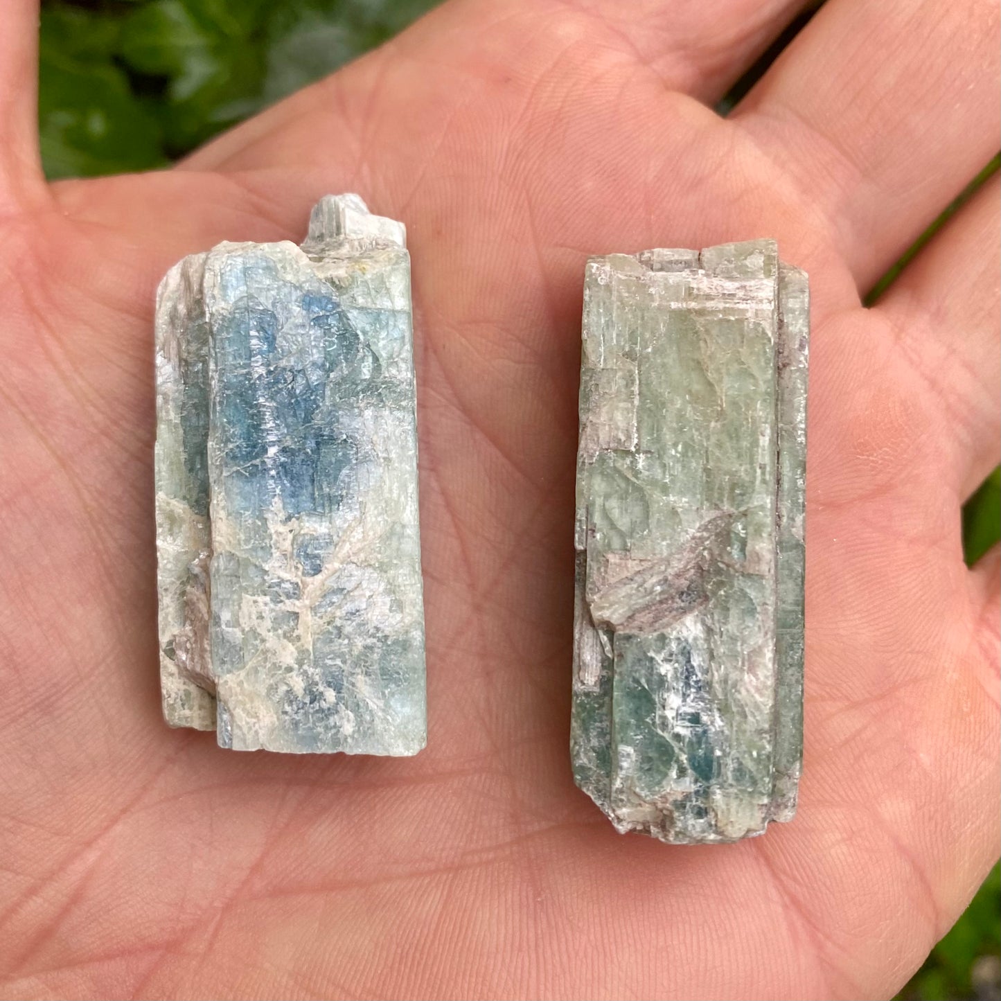 Kyanit krystal blå grøn 5 cm Kyanit krystal blå grøn 5 cm