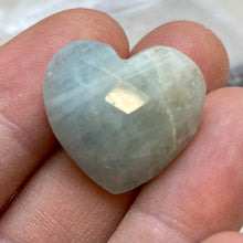 Indlæs billede til gallerivisning Facetteret Akvamarin hjerte 2,5 cm
