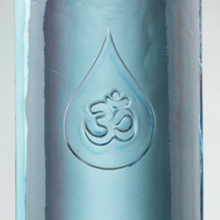 Indlæs billede til gallerivisning Glas Vandflaske med AUM symbol - 1,2 liter
