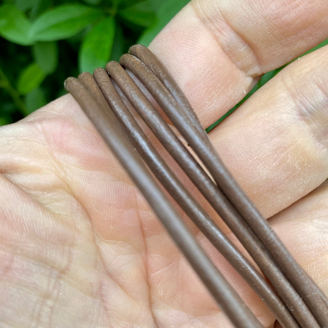 Rund Lædersnor brun - 3 mm, lb.m.
