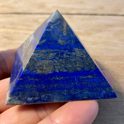 Pyramide lapis lazuli AA - 6 cm