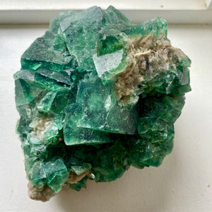 Kubisk grøn fluorit - 17 cm
